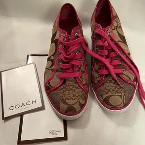 Coach patchwork Trimmed in pink leather